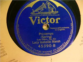 small_victor 45390 b.webp